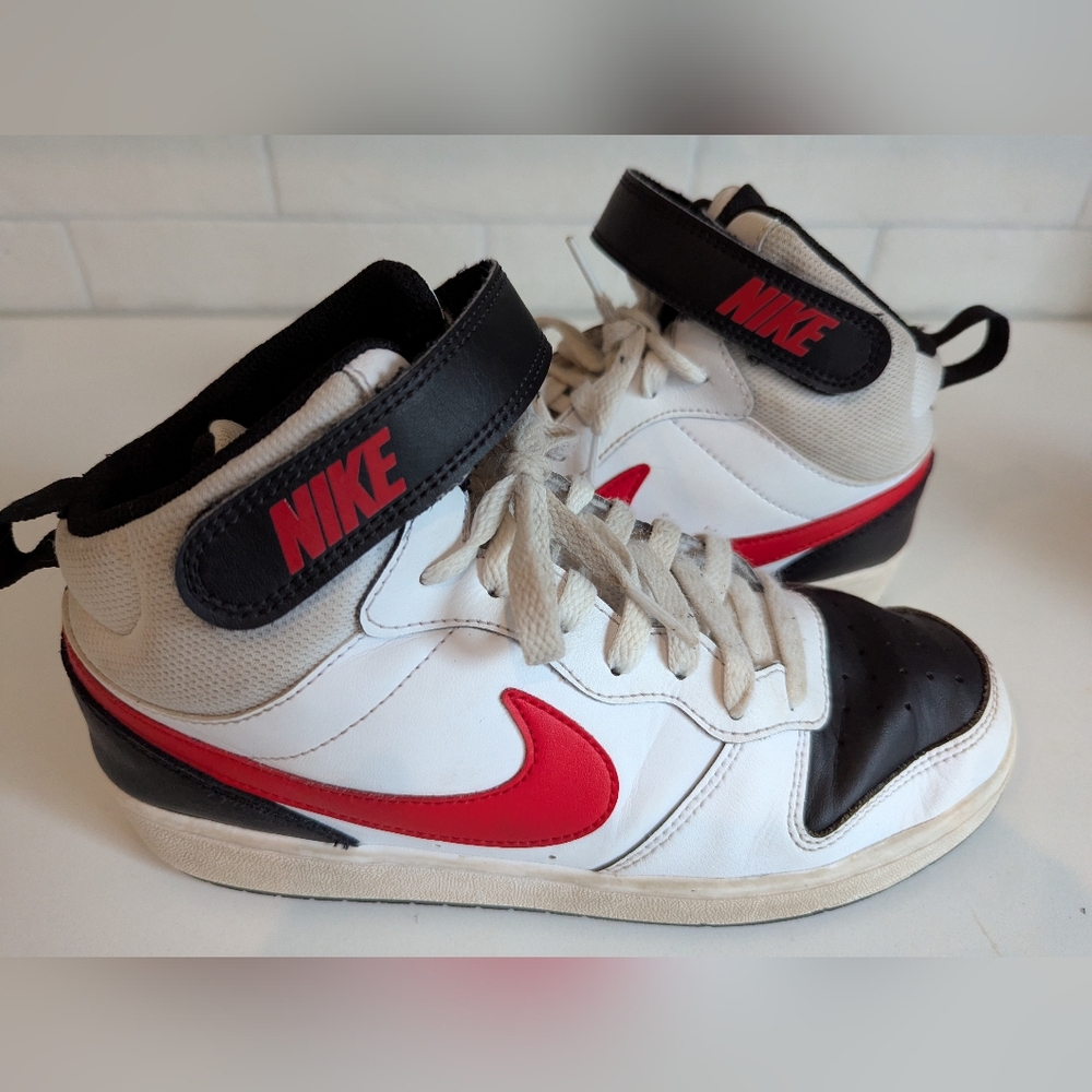Boys Nike High Top Sneakers Red & Black With Velcro, Basketball size 7Y Big Kid